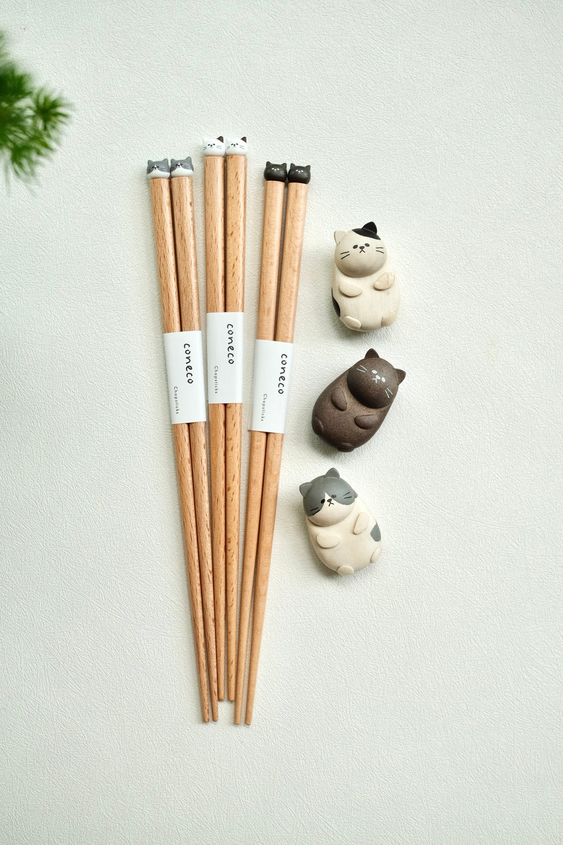 Japanese Coneco Natural Wood Chopstick and Chopstick Rest