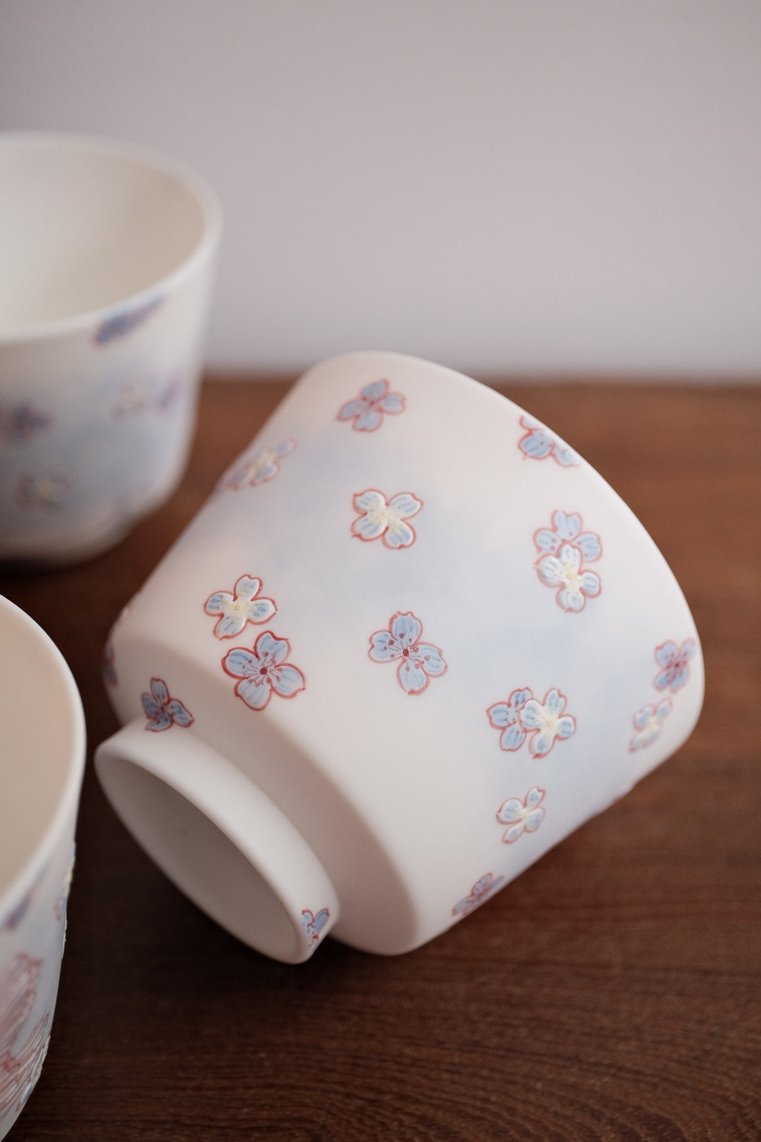 Baizhi Studio- Purple Kinyo Flower Coffee/Tea Cups