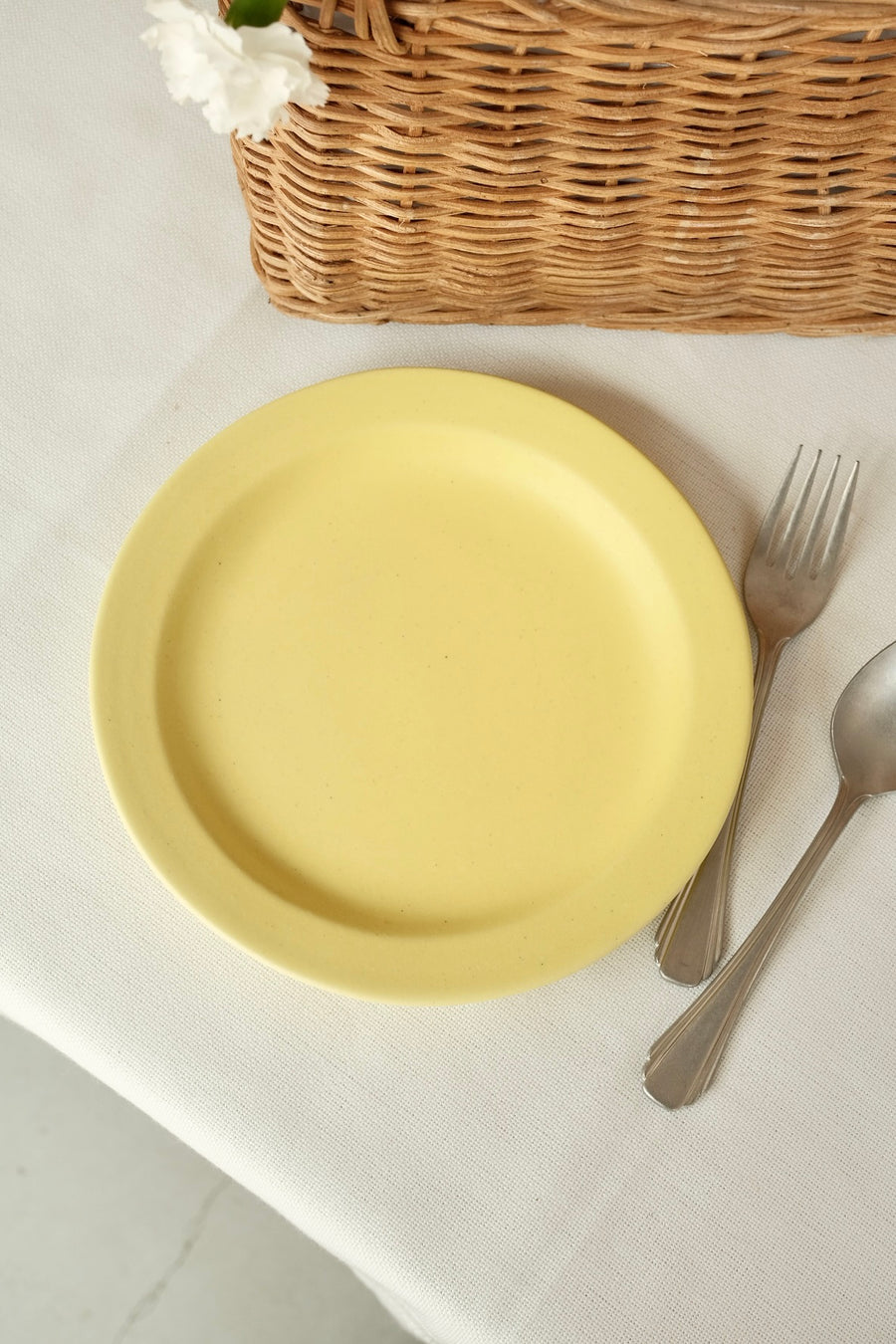 Mashiko Pottery Yoshizawa Yellow Round Plate
