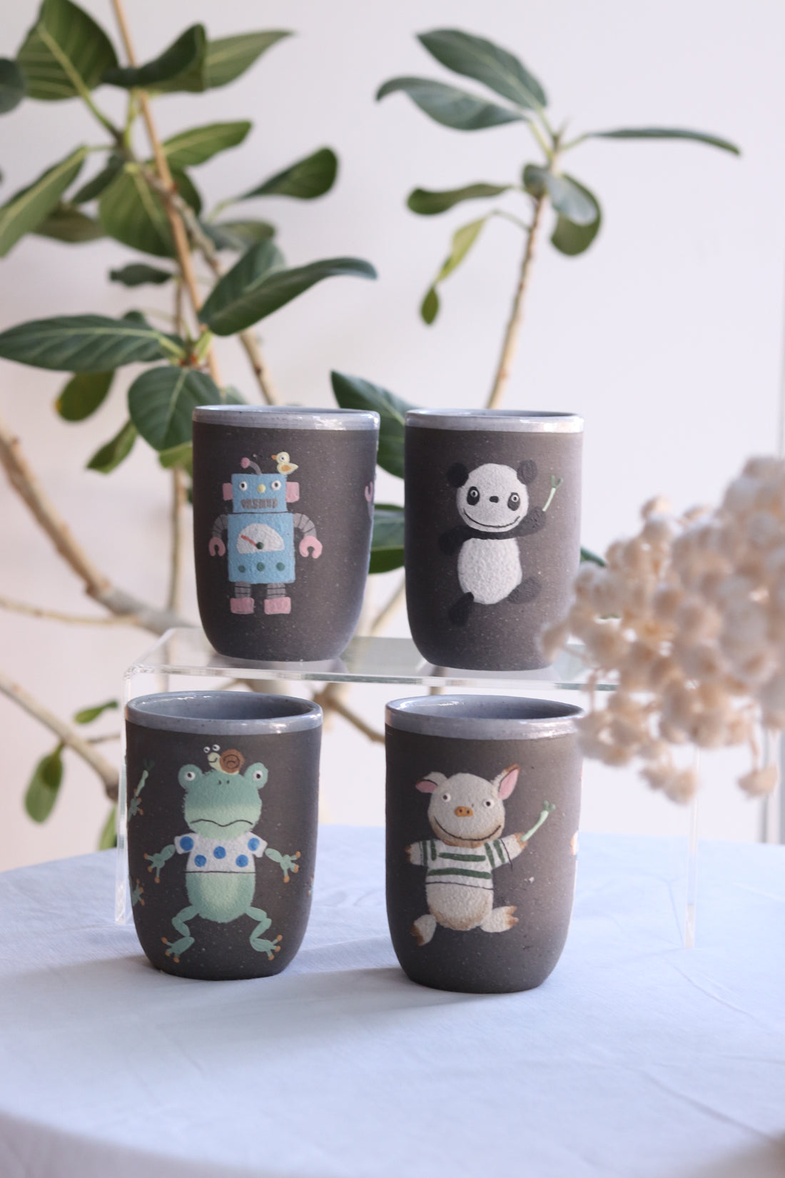 Akemi Nakamura 中村明美 Animal Beer Cup AN07