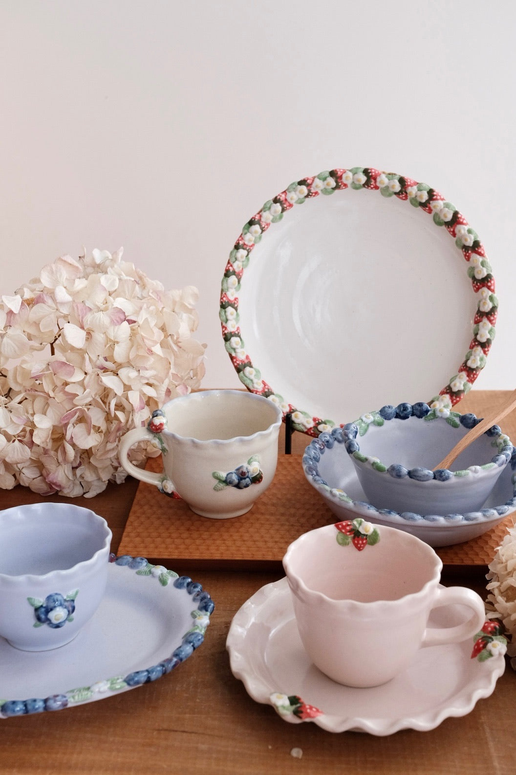 Aiko Miura 三浦愛子 Strawberry Mug with Saucer - Pink AM17