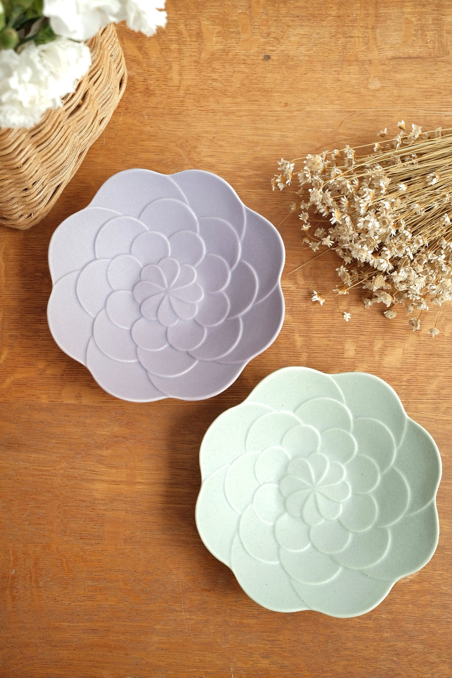 Mashiko Pottery Yoshizawa Purple Flower Plate