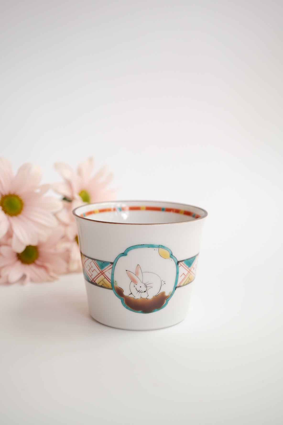 【美品】　眼球杯 水元かよこ Amazon.com: うつわ魯庵 Mino Ware 069-0031 Shinji Akane Mug