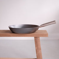 Yamada Kogyosho 山田工業所 HANAKO+a Frying Pan with Titanium Handle (28cm)