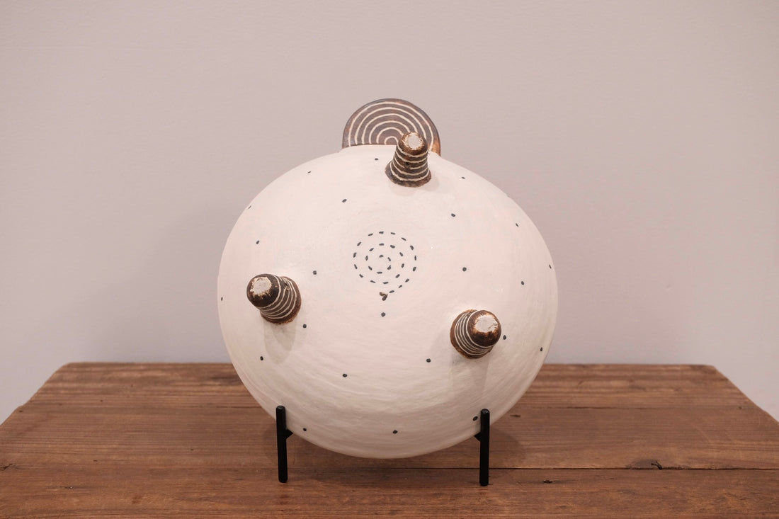 Emishi Kobo 池田匡優&美弥子 - Plate with Stand EK20