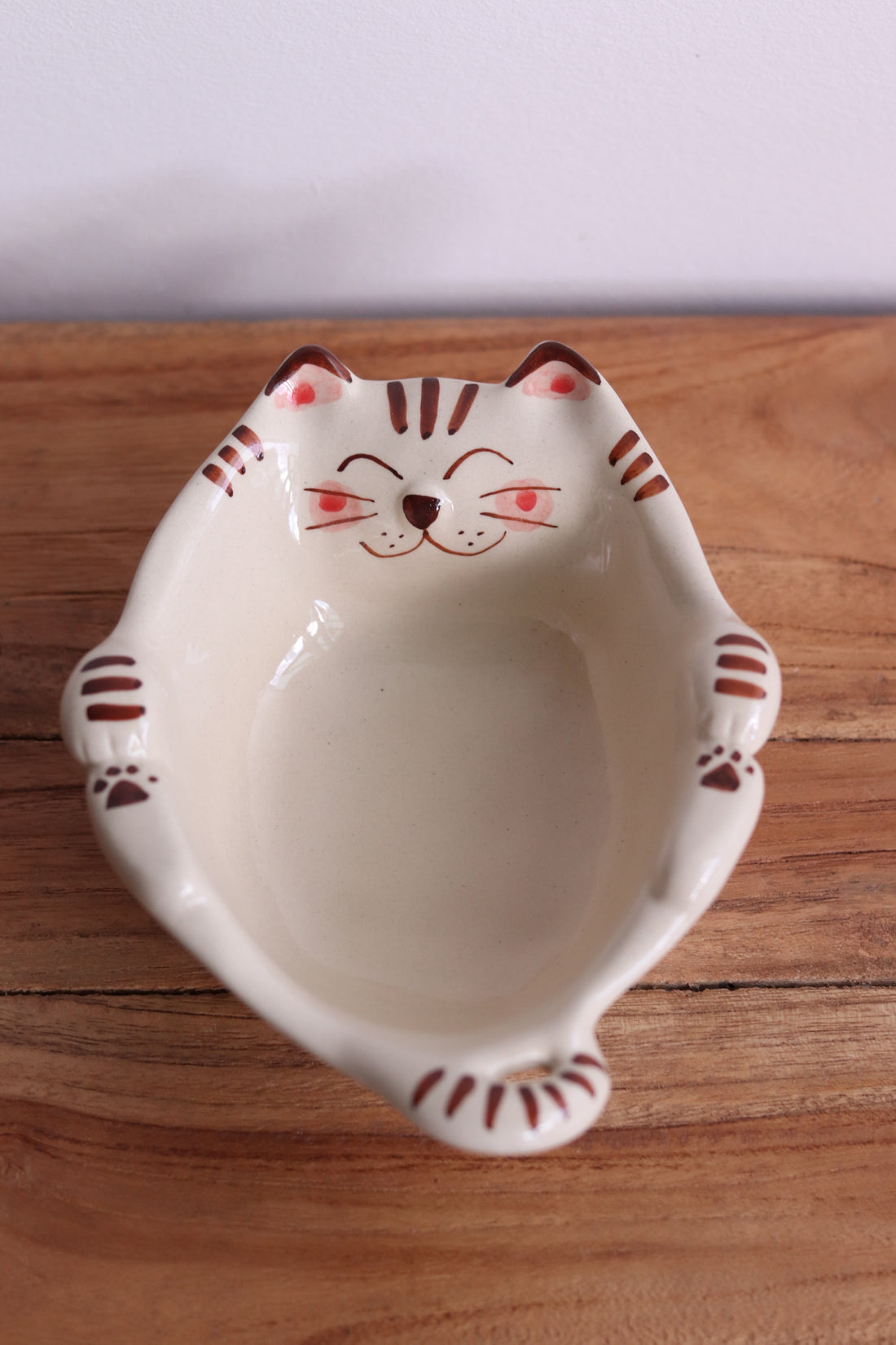 Hasami Arita ware Friendly Cat Small Bowl