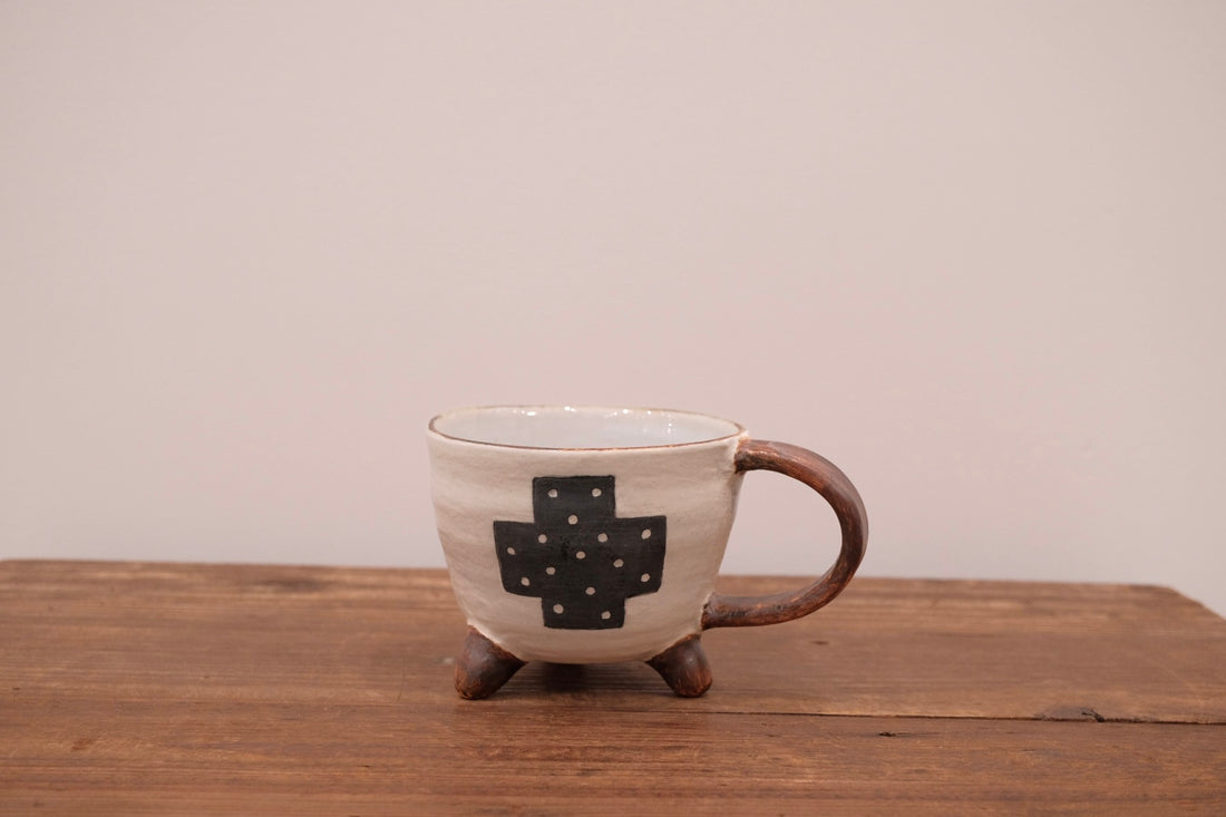 Emishi Kobo 池田匡優&美弥子 - Mug with Stand EK12