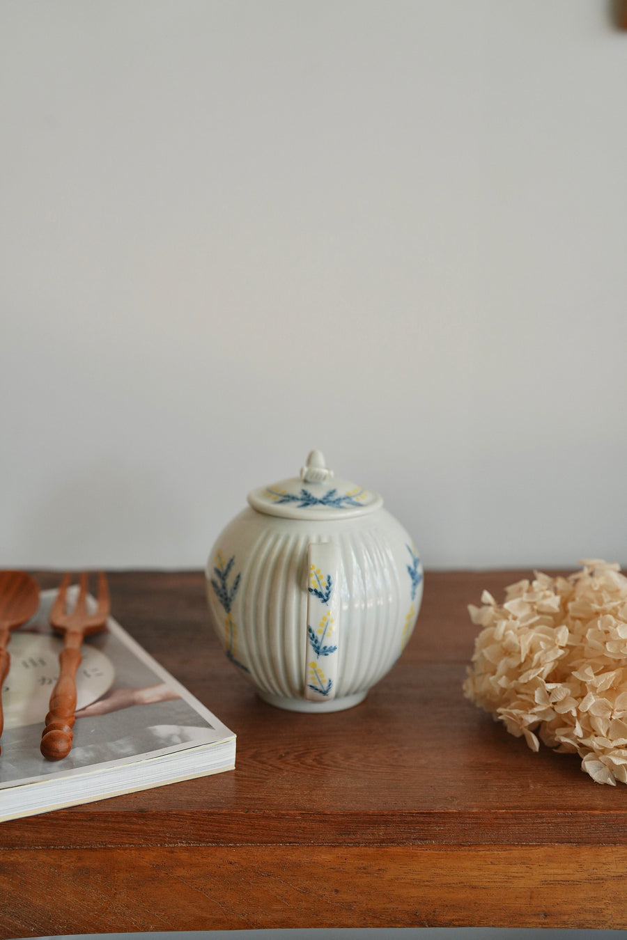 Maya Inamura 稲村真耶 Mimosa Teapot MI11 – Yochi Cups