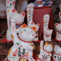 木村桜士堂 Ceramic Lucky Cat - Wealth