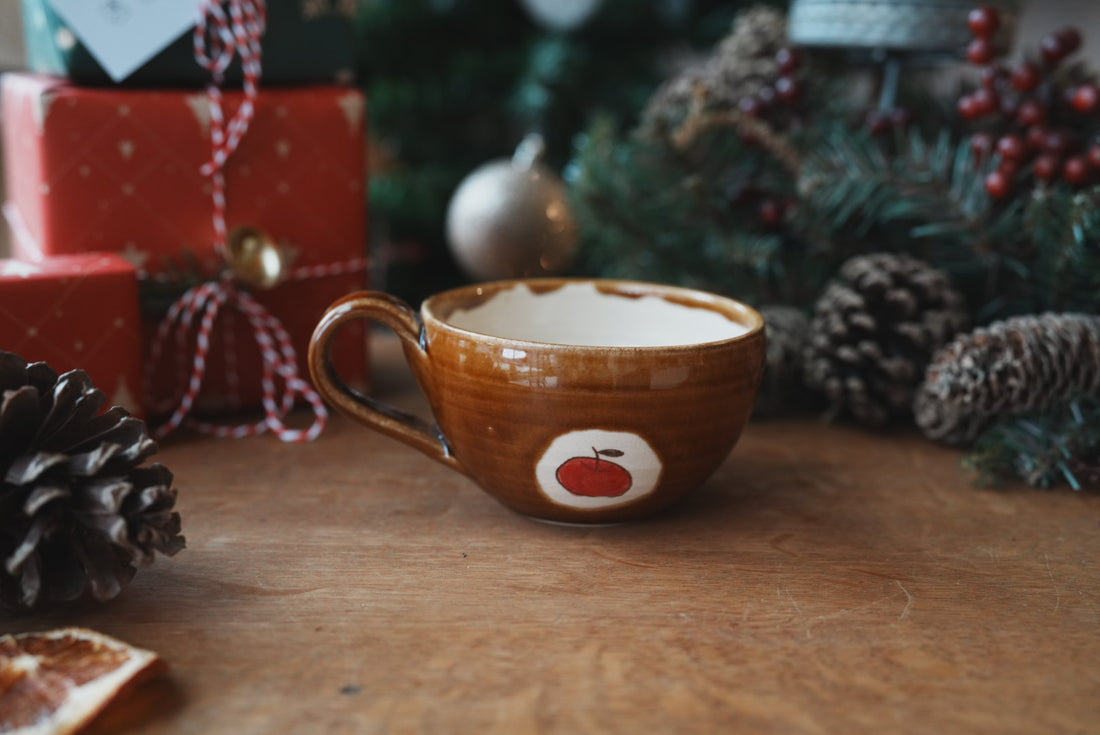 Fumiko Kondo 近藤布美子 - Brown Bear Soup Mug FK23