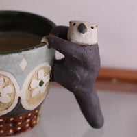 Katsukiya 香月舍 Animal Handle Mug KYE2