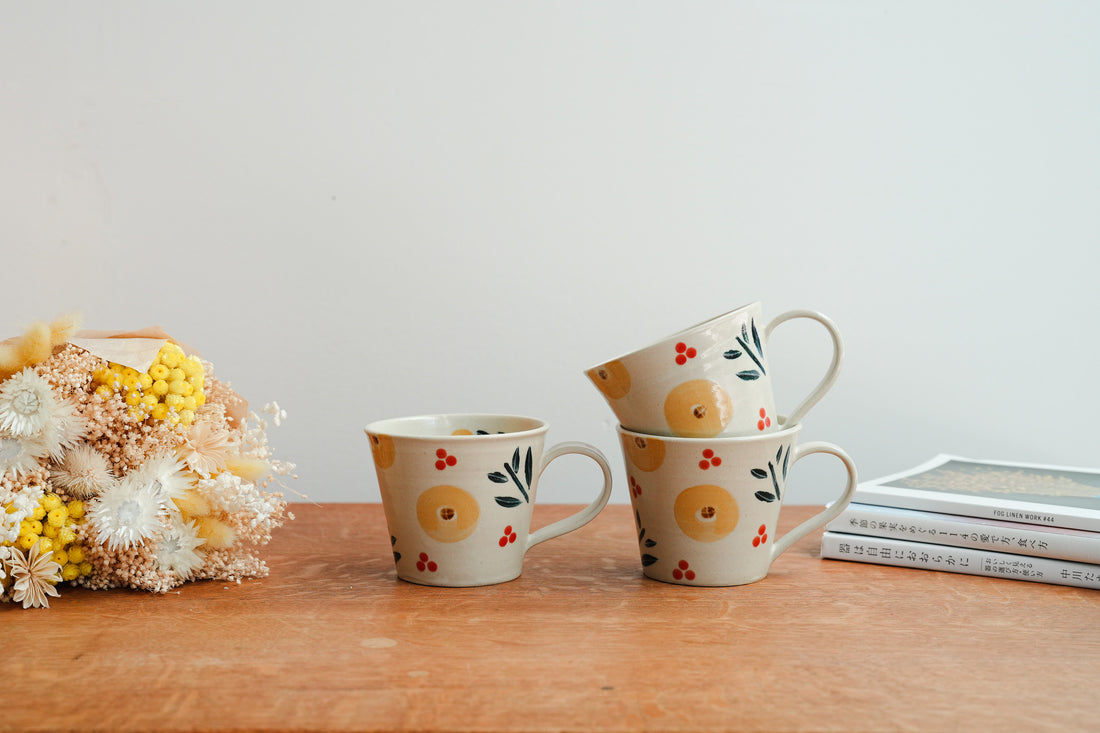 Kumiko Ishikawa 石川久美子 Mug KI09