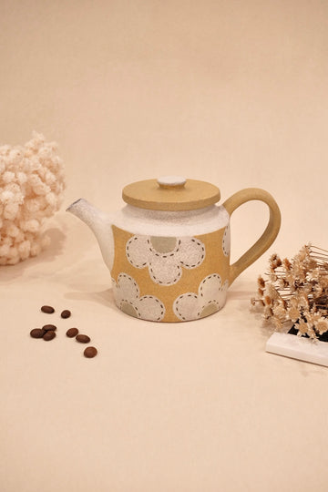 Kei Mitsumochi ミツ持啓 Flower Teapot - Yellow KM76