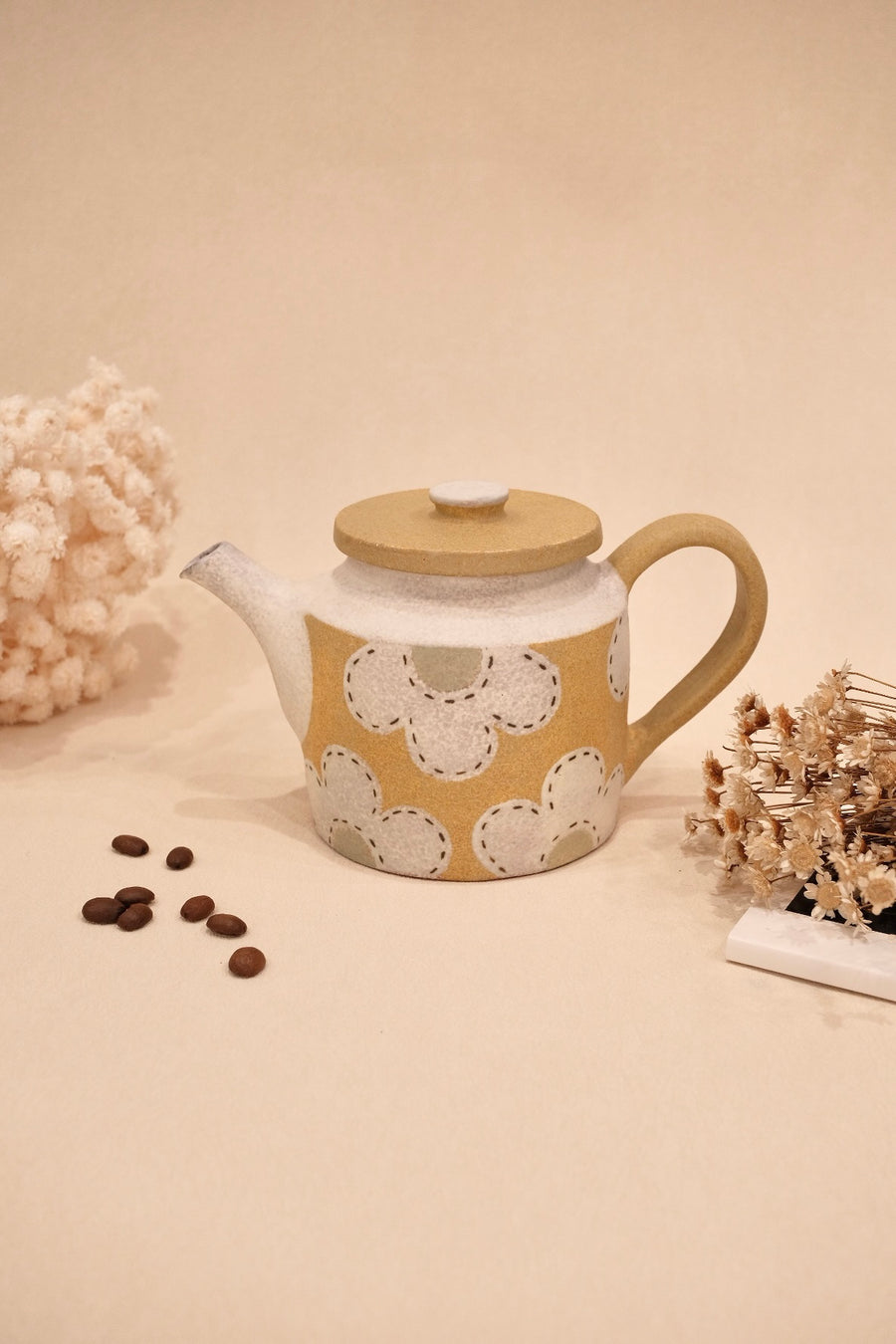 Kei Mitsumochi ミツ持啓 Flower Teapot - Yellow KM76