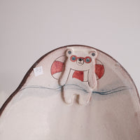 Tsubouchi Mayumi 坪内真弓 Oval Plate MT07 - Swimming Bear