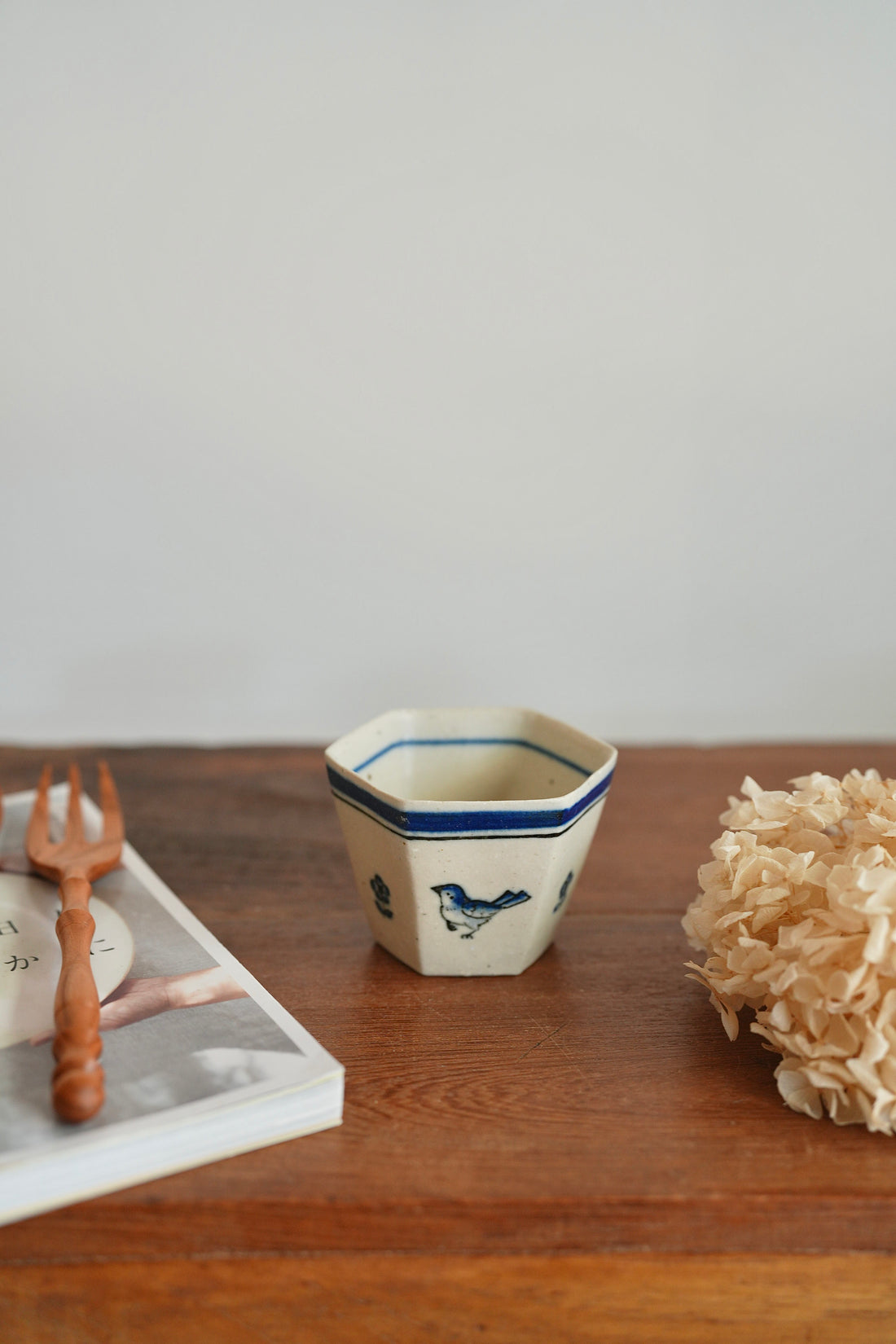 Shinko Nakanishi 中西申幸 Bird Hexagonal Free Cup SN07