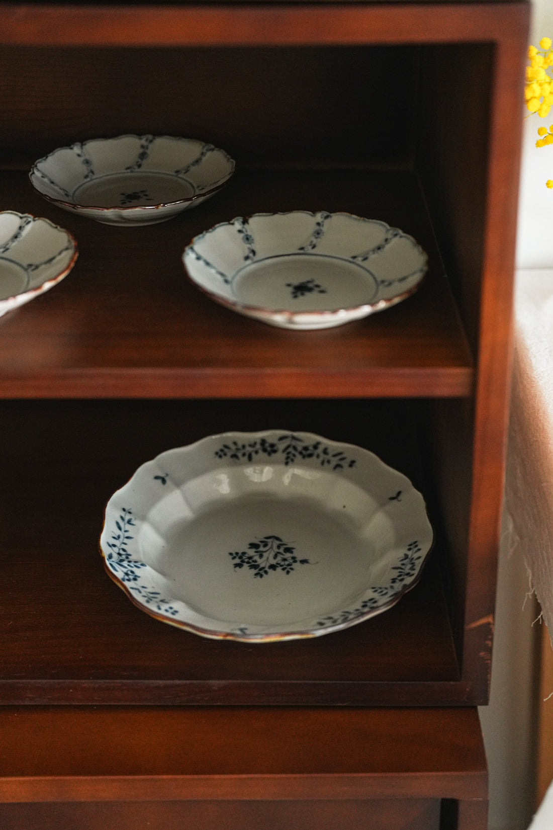 Kazuaki Shimura 志村和晃- Sometsuke Floral Rim 7.5" Plate KAS01