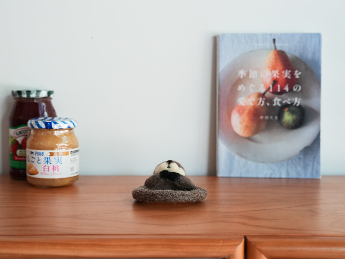 Aya and Yoshiko Wool Felt Small Animal Coaster - Otter YS01