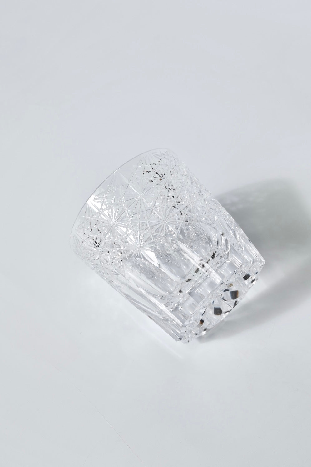 Edo Kiriko Whisky Glass Rock Glass "Large Chrysanthemum" White by Junichi Nabetani, Master of traditional crafts
