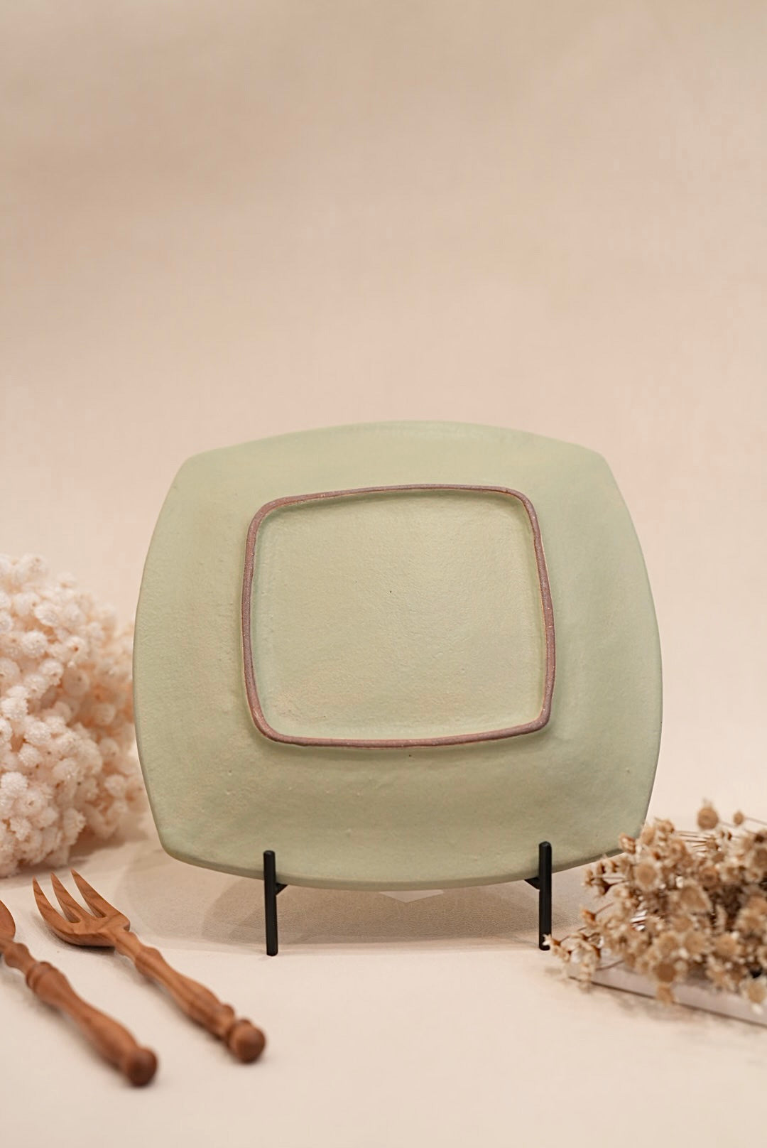 Kei Mitsumochi ミツ持啓 24cm Square Plate - Green Flower KM24