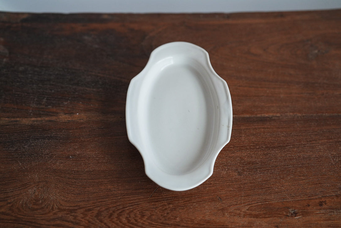 Maya Inamura 稲村真耶 Small White Oval Plate MI25