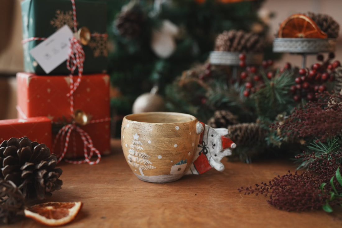 Fumiko Tsuchihashi 土橋文子 - Christmas Mug FT22