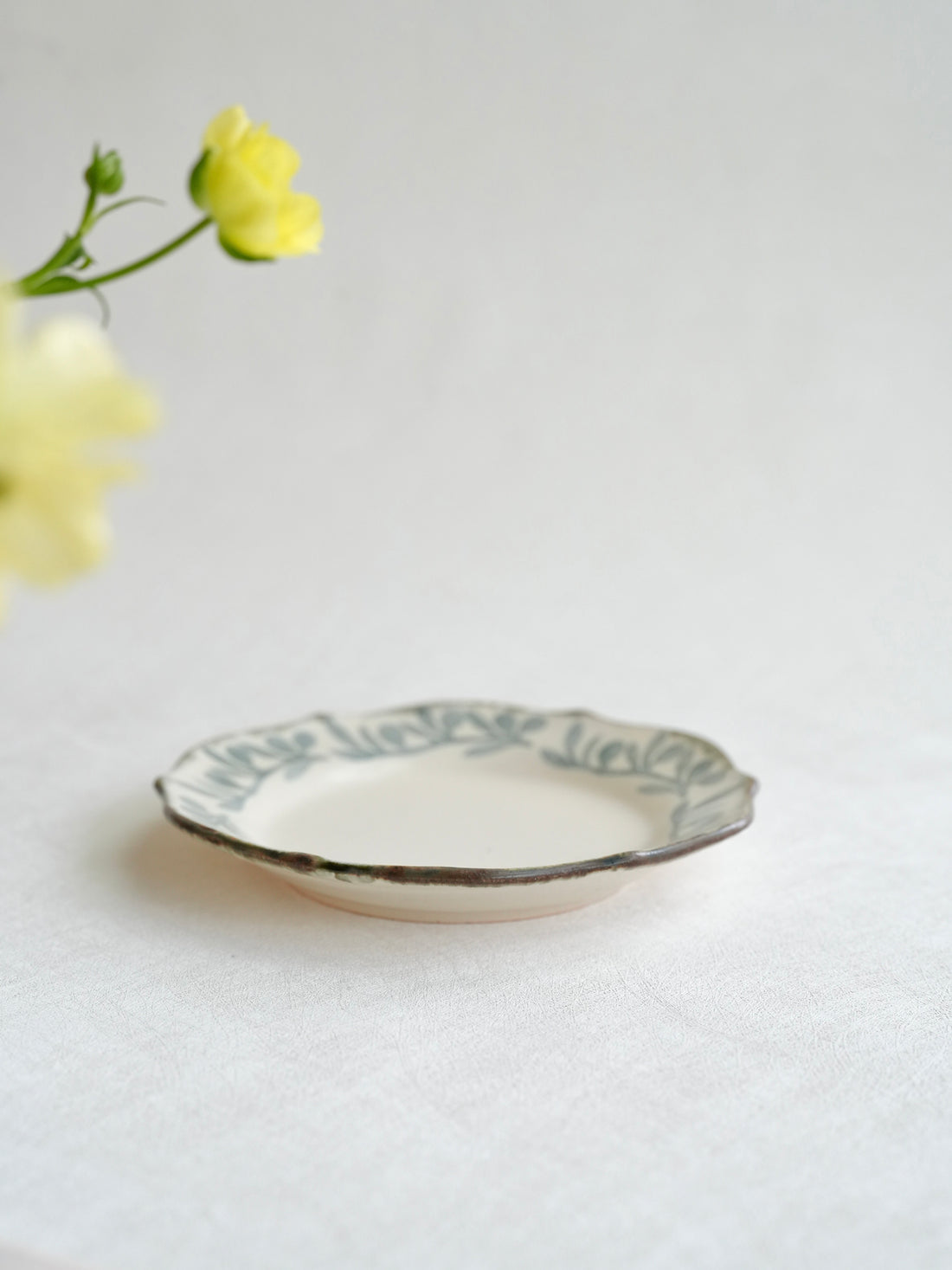 かとうようこ Yoko Kato Flower Plate