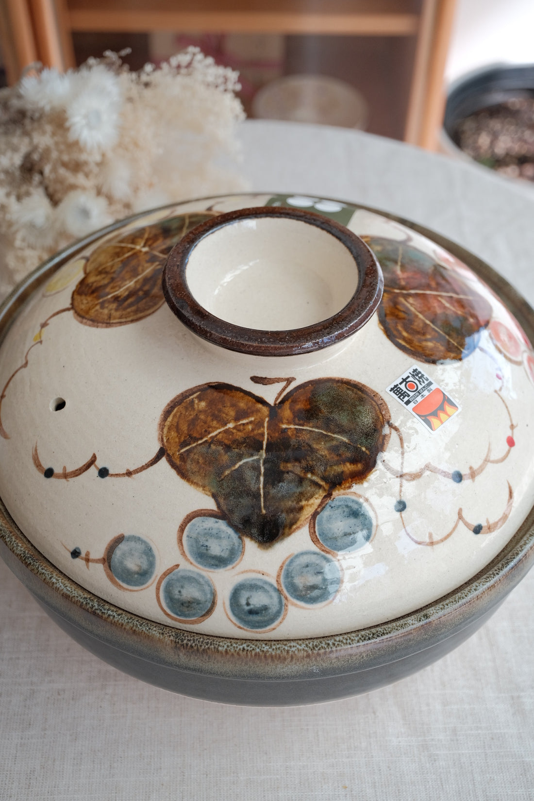 Donabe Banko Ware No.9 Grapes Clay Pot