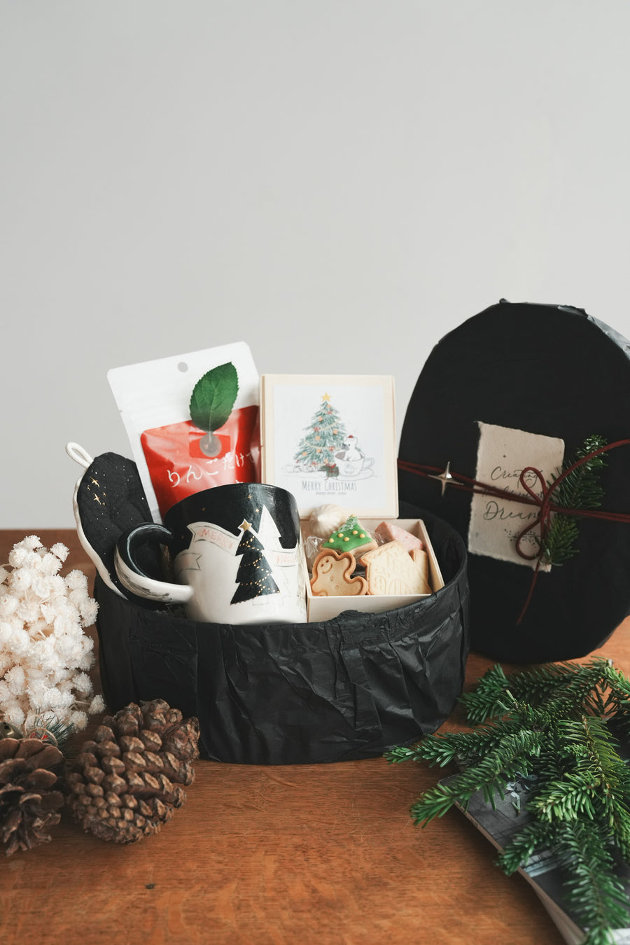 Yochi Cups 2025 Christmas Gift Box - Set A