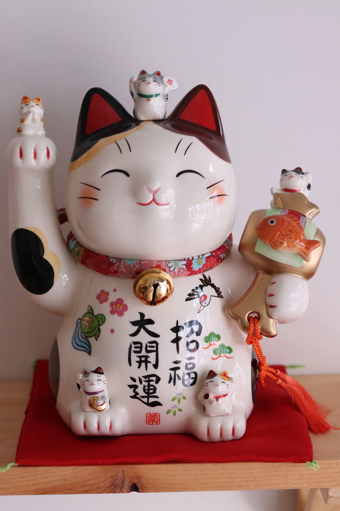 Maneki Neko The Big lucky cat 7.5