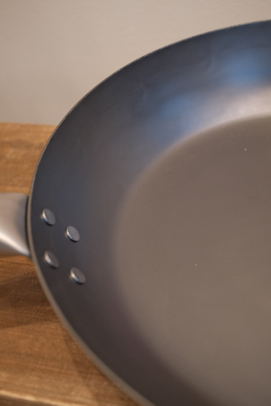 Yamada Kogyosho 山田工業所 HANAKO+a Frying Pan with Titanium Handle (28cm)