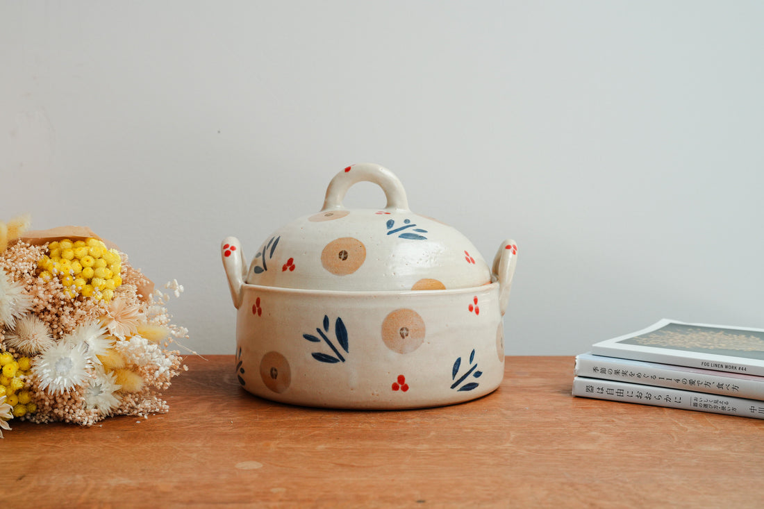 Kumiko Ishikawa 石川久美子 Flower Clay Pot KI18