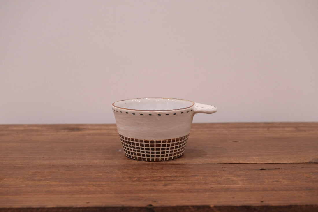 Emishi Kobo 池田匡優&美弥子 - Bowl with Handle EK22