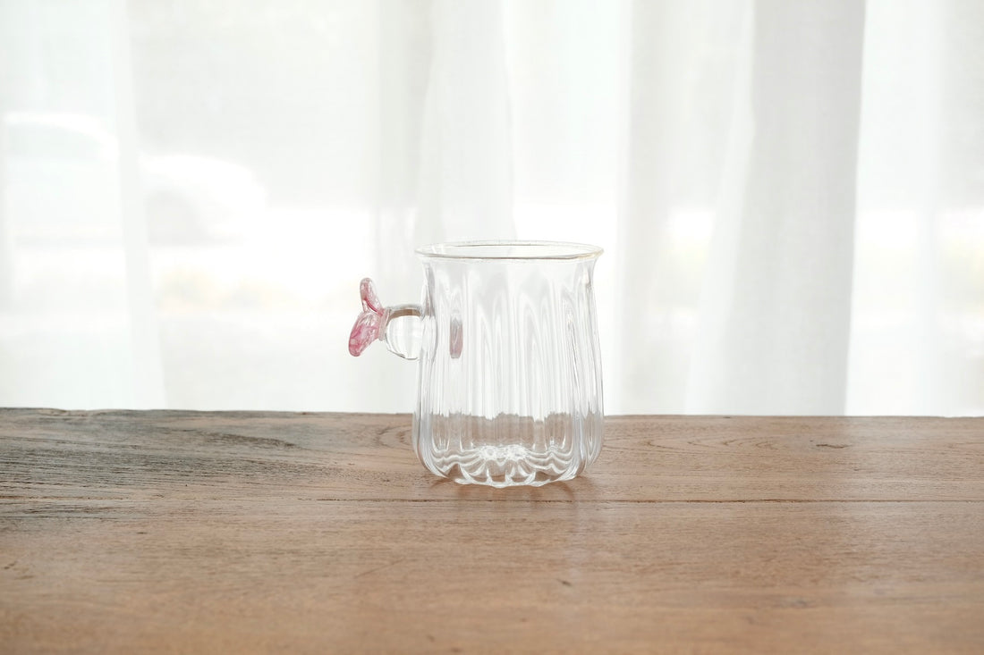 Makiko Kitagata 北形槙子 Lace Flower Handle Glass MG10