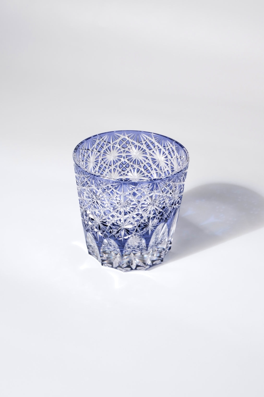 Edo Kiriko Whisky Glass Rock Glass "Large Chrysanthemum" Purple by Junichi Nabetani, Master of traditional crafts