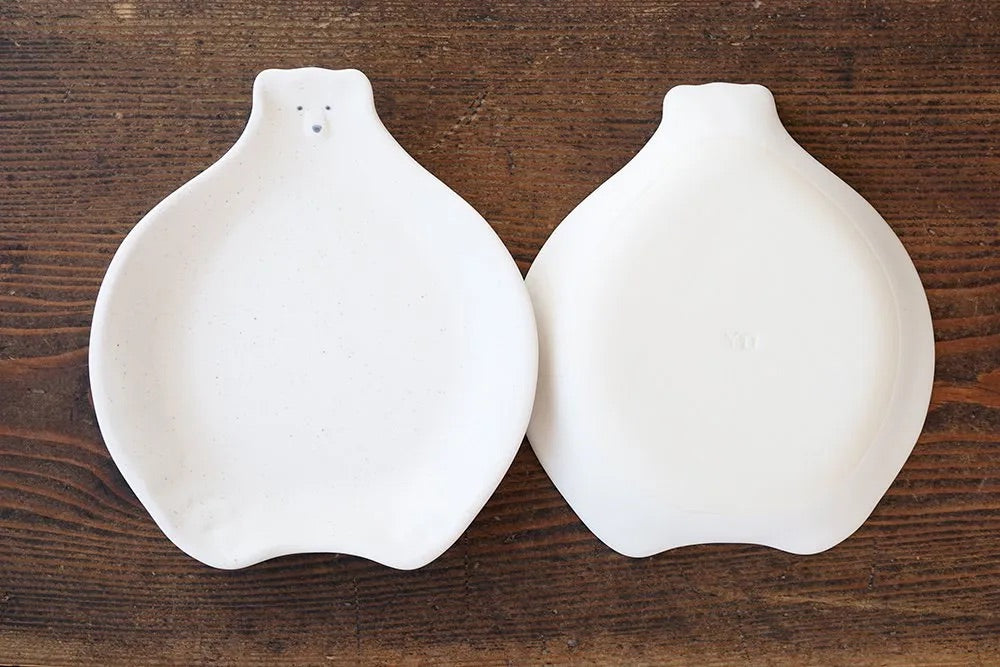 Mashiko Pottery Yoshizawa White Polar Bear Plate
