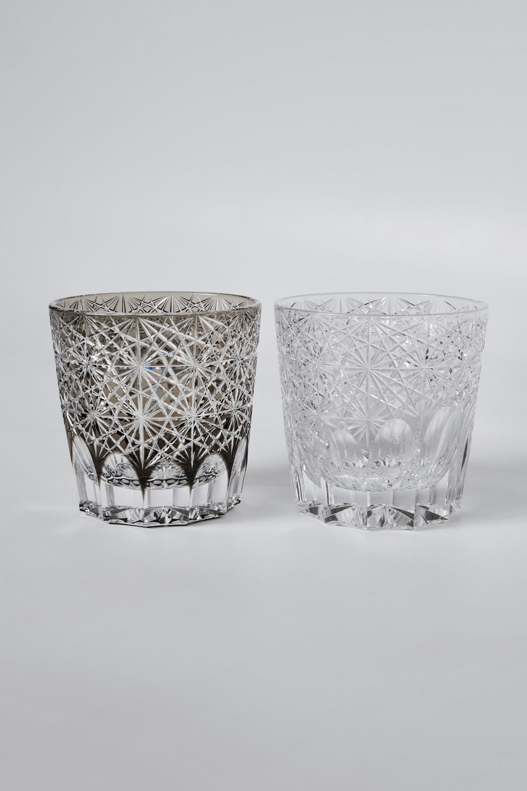 Edo Kiriko Whisky Glass Rock Glass "Large Chrysanthemum" White by Junichi Nabetani, Master of traditional crafts