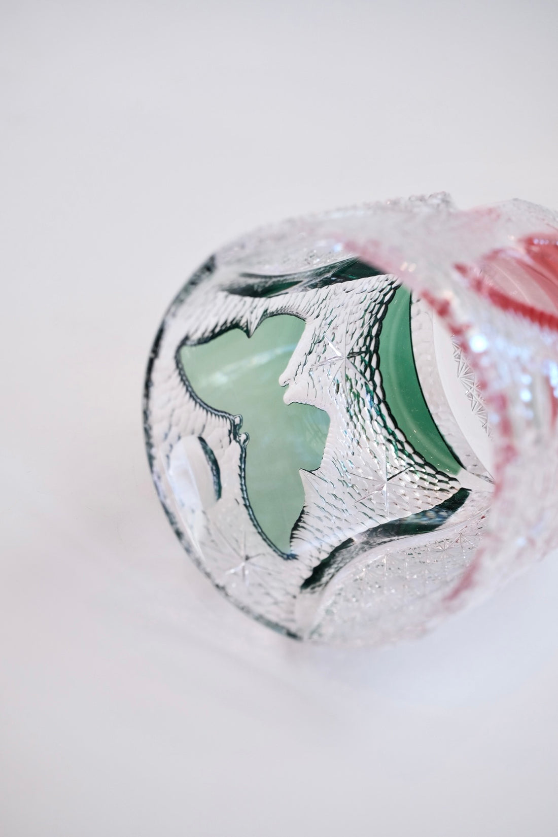 Edo Kiriko Whisky Glass Rock Glass "Butterfly" Green/Red by Junichi Nabetani, Master of traditional crafts