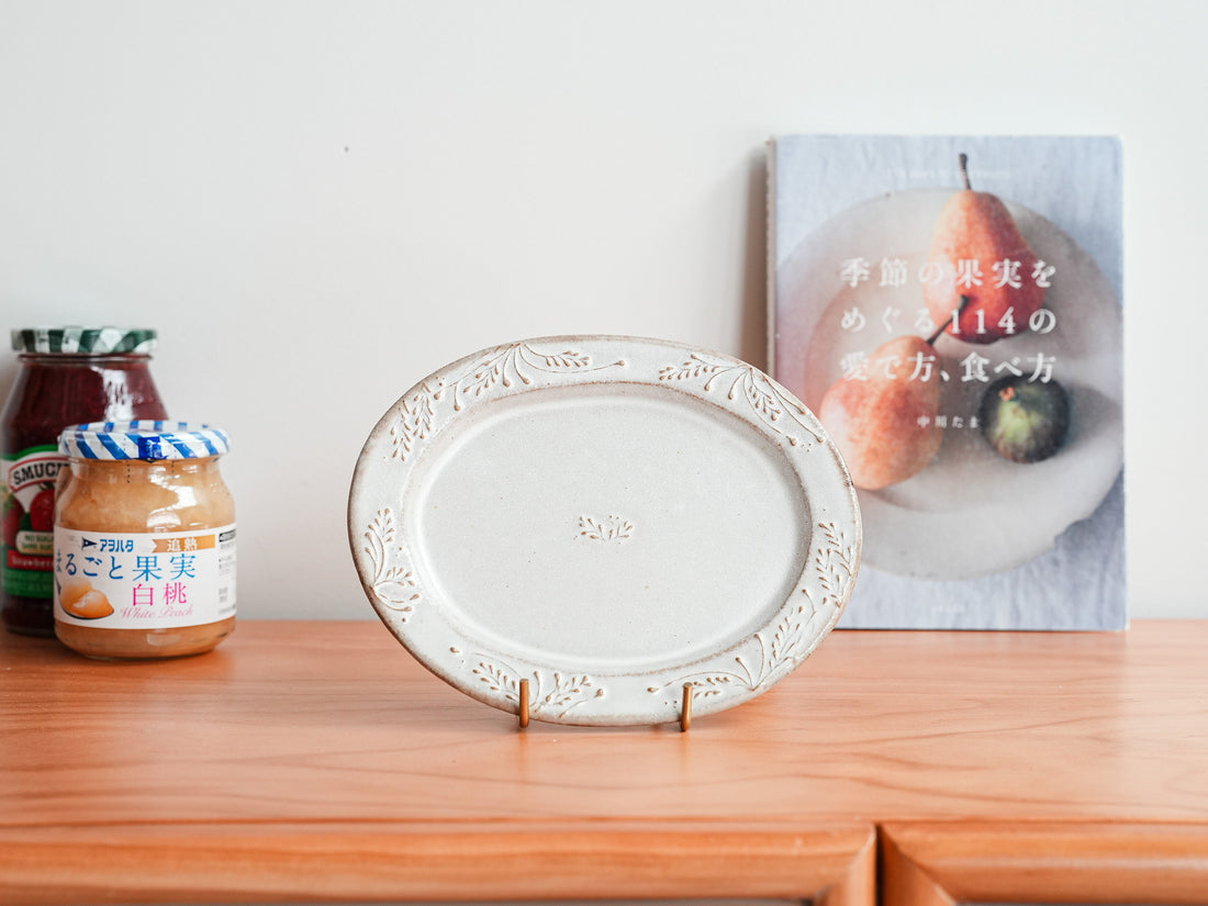 Satomi Motohashi 本橋里美 Oval Plate SM08