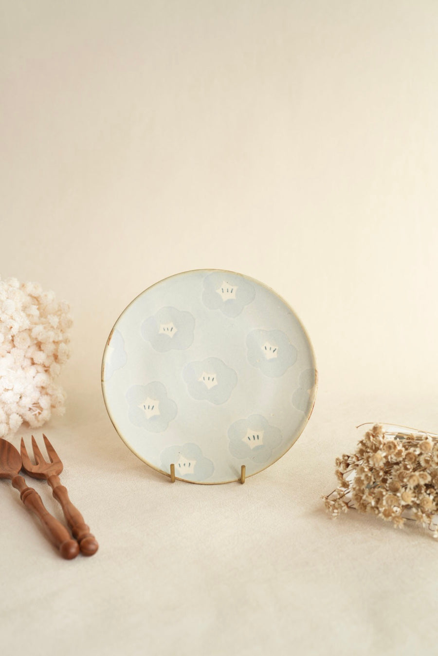 Makiko Sato 佐藤牧子- Blue Flower Round Plate MS05
