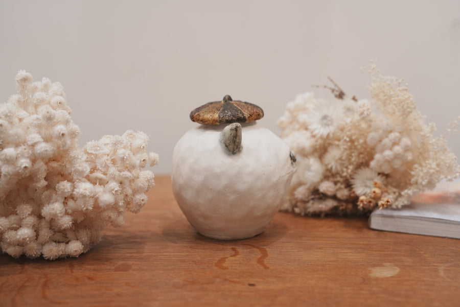 Shoko Matsuura 松浦唱子 Cat Flower Vase SM08