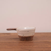 Emishi Kobo 池田匡優&美弥子 - Small Bowl with Handle and Spout EK23
