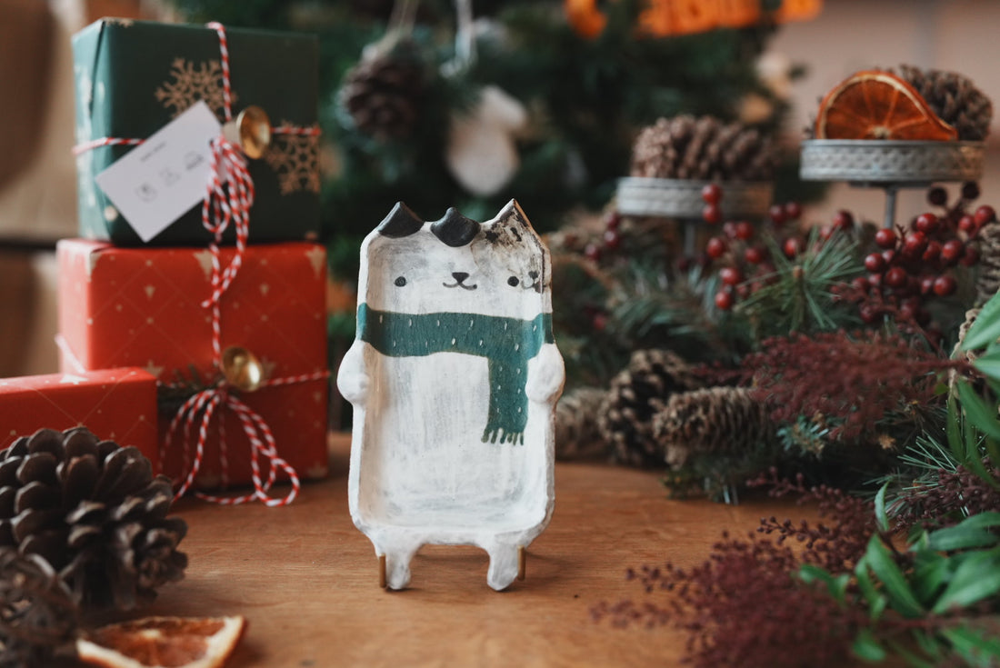 Fumiko Tsuchihashi 土橋文子 - Christmas Animal Shaped Plate FT23