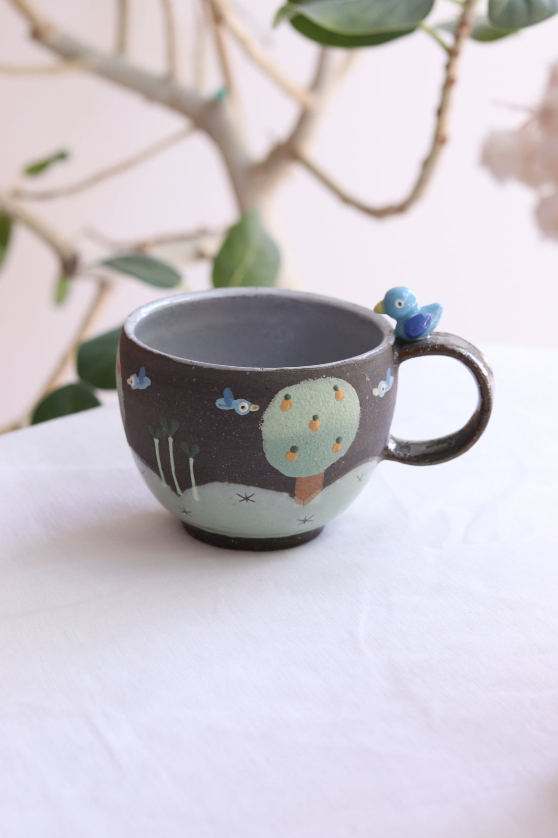 Akemi Nakamura 中村明美 Mug with Animal Deco Handle AN04