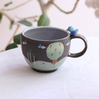 Akemi Nakamura 中村明美 Mug with Animal Deco Handle AN04