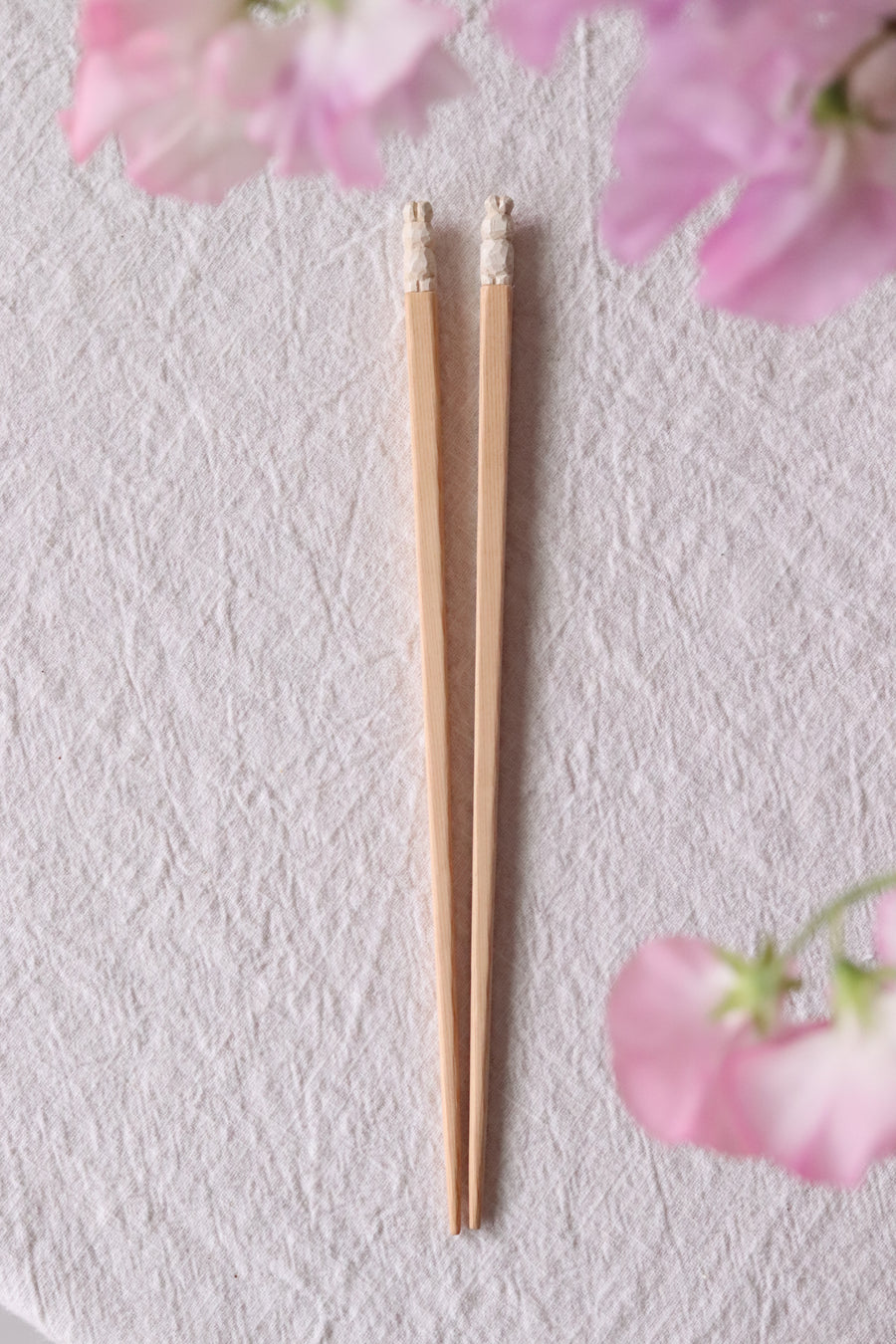 Ayataro Chopsticks - White Rabbit with Heart- aya05