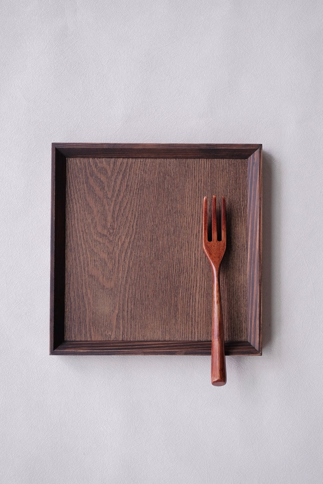 Non-Slip Surface Natural Wood Serving Tray