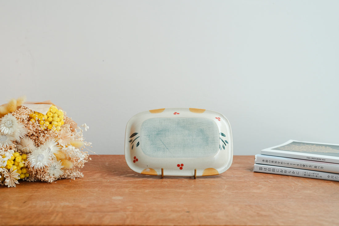 Kumiko Ishikawa 石川久美子 Rectangle Plate KI05