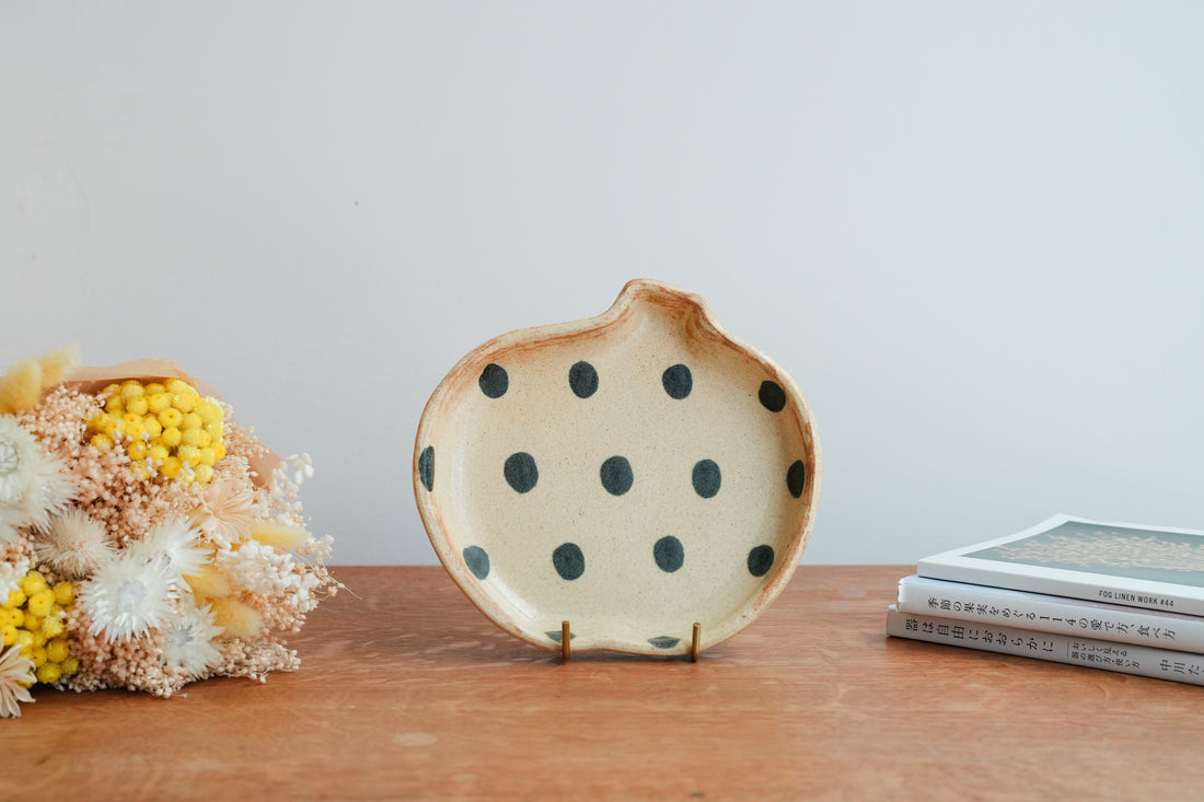 Ken Aoki 青木挙 Apple Plate KE06