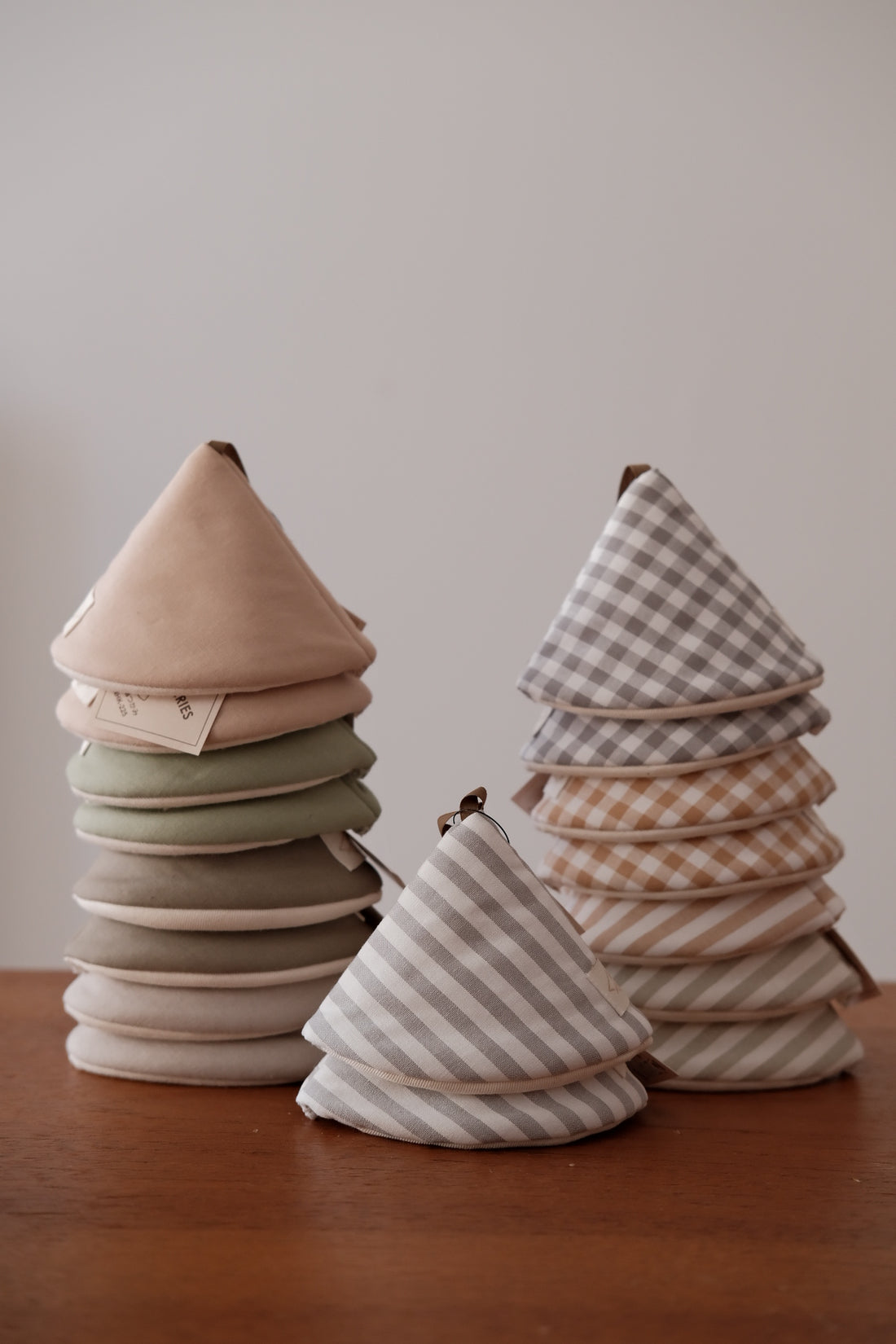 Triangular Cotton Pot Holder - Small